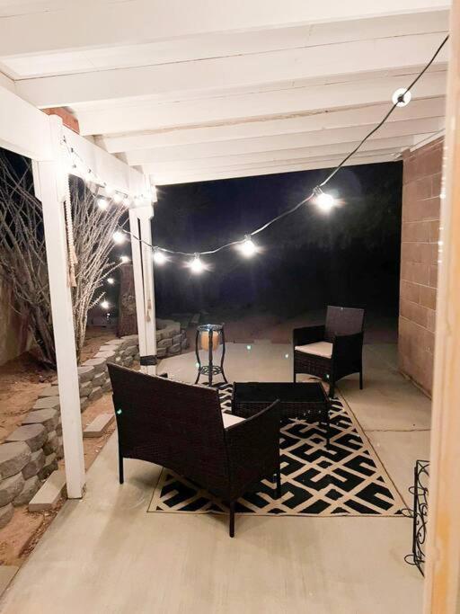 Joshua Tree National Park - Cozy Palms Getaway Leilighet Twentynine Palms Eksteriør bilde