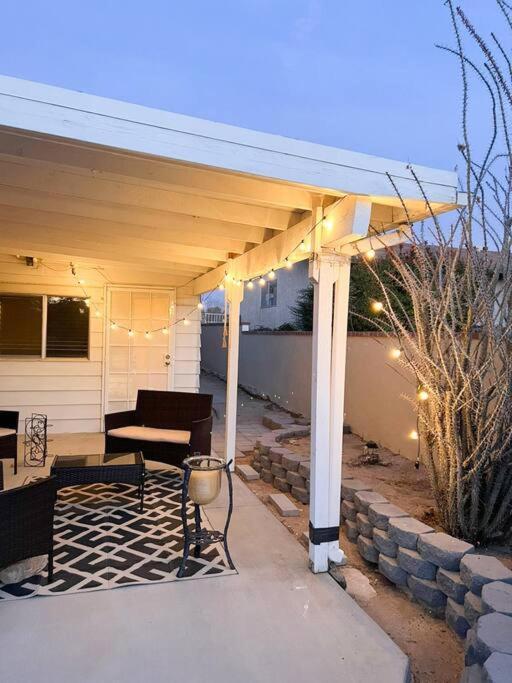 Joshua Tree National Park - Cozy Palms Getaway Leilighet Twentynine Palms Eksteriør bilde