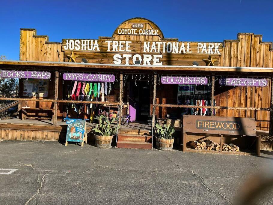 Joshua Tree National Park - Cozy Palms Getaway Leilighet Twentynine Palms Eksteriør bilde